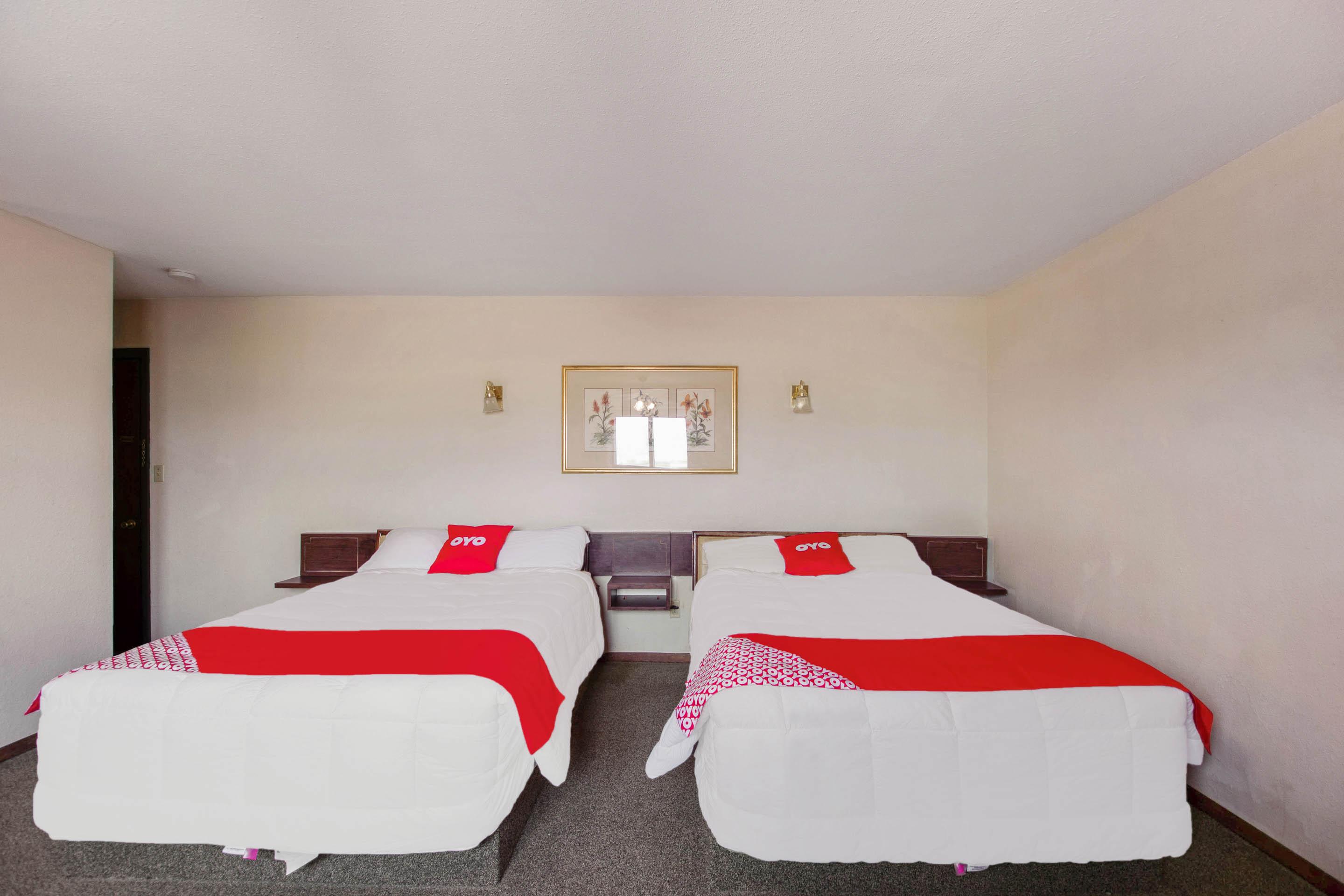 Oyo Hotel Cheyenne Wells - Us 40 ภายนอก รูปภาพ