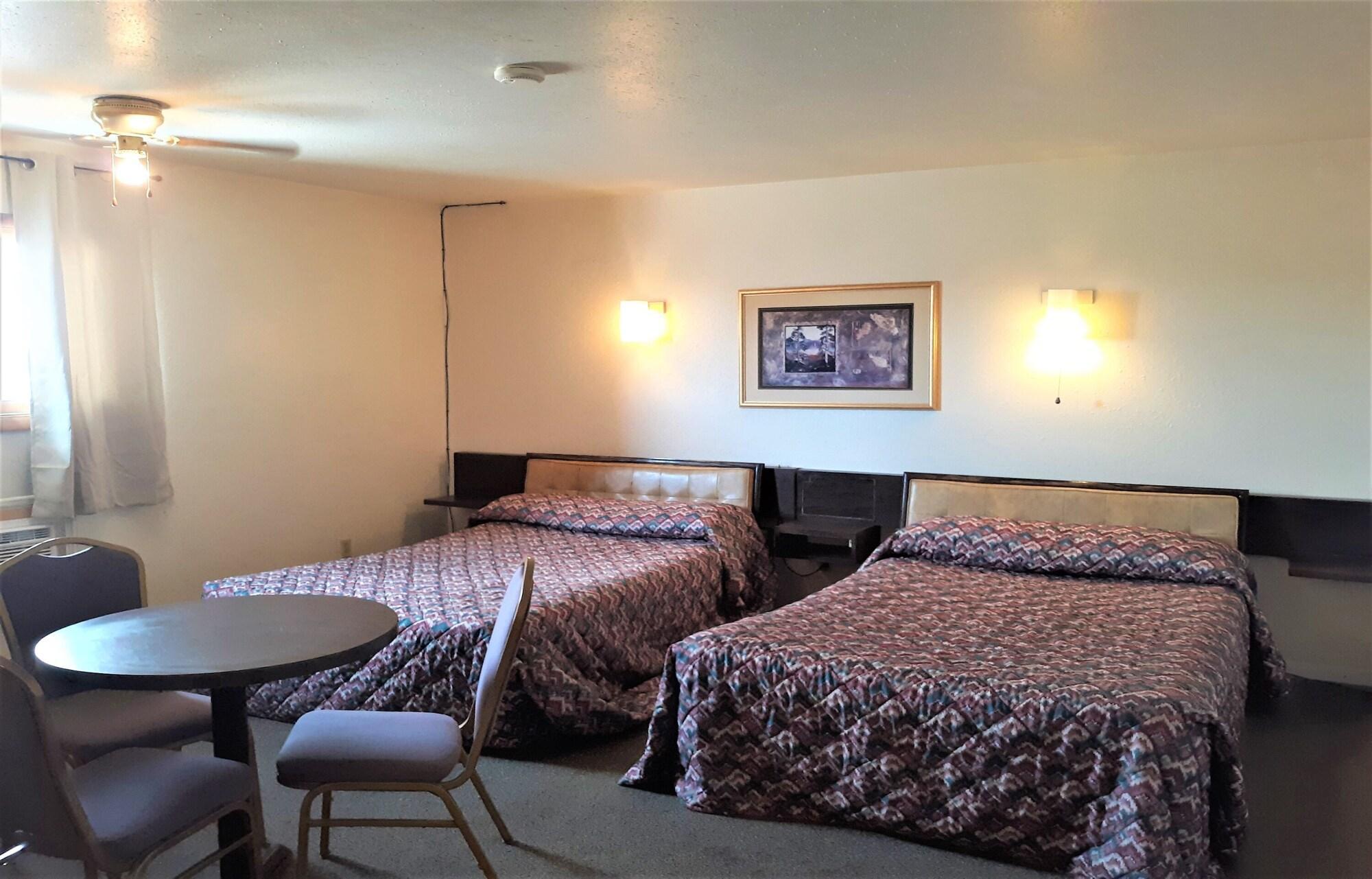 Oyo Hotel Cheyenne Wells - Us 40 ภายนอก รูปภาพ