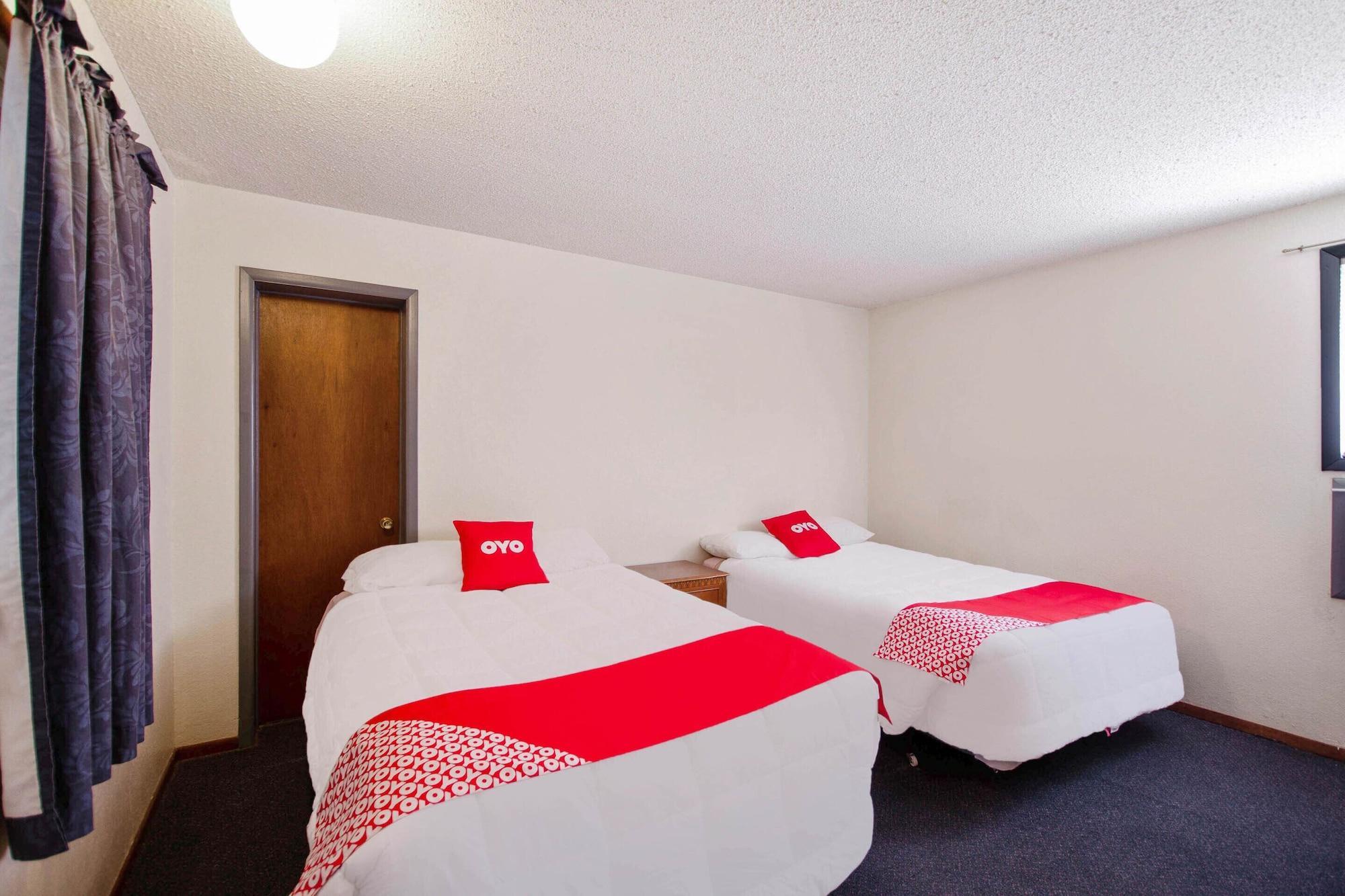 Oyo Hotel Cheyenne Wells - Us 40 ภายนอก รูปภาพ