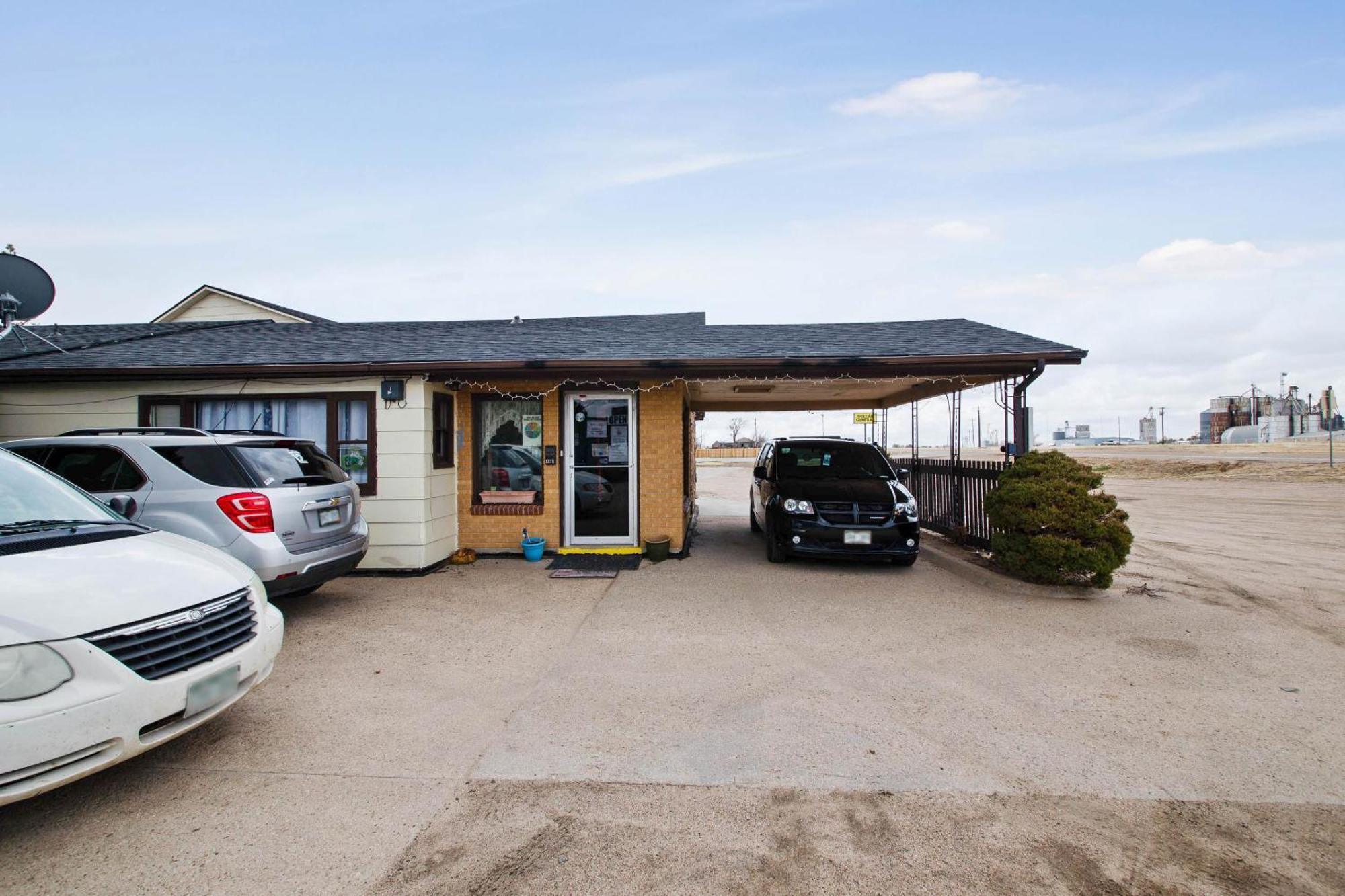 Oyo Hotel Cheyenne Wells - Us 40 ภายนอก รูปภาพ